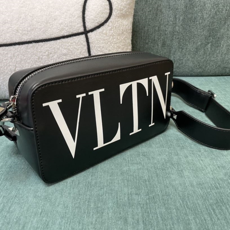 Va1e*ntin0 satchel bag